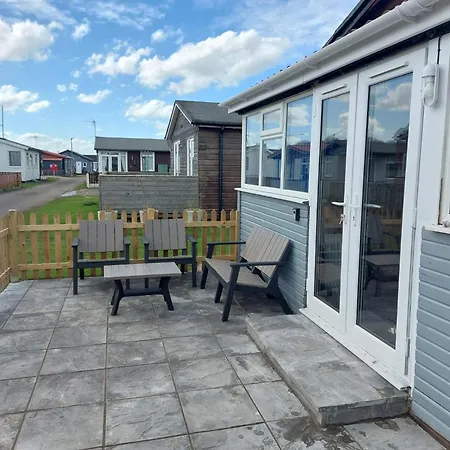 'New Memories' Dog Friendly Holiday Chalet Bridlington Exterior photo